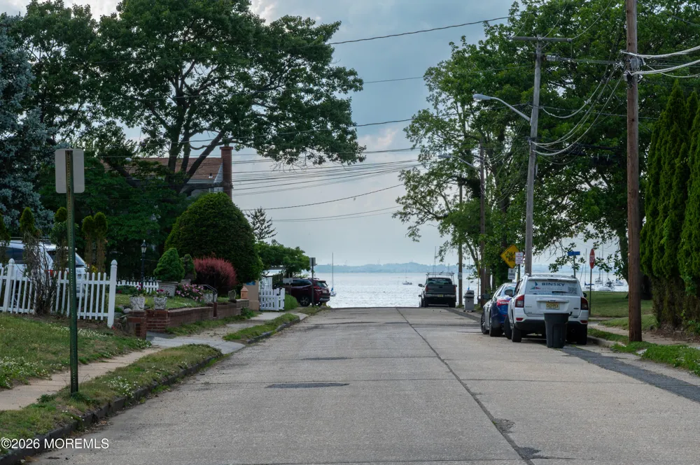 38 Walnut Street Keyport, NJ 07735