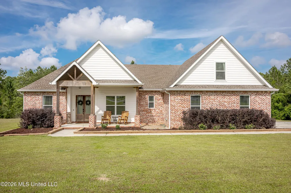 24020 Captain's Court Saucier, MS 39574
