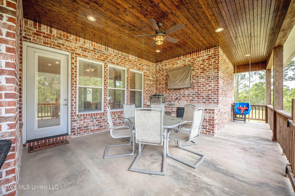 24020 Captain's Court Saucier, MS 39574