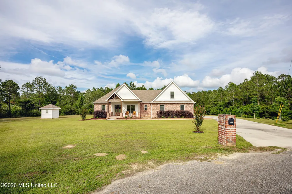 24020 Captain's Court Saucier, MS 39574