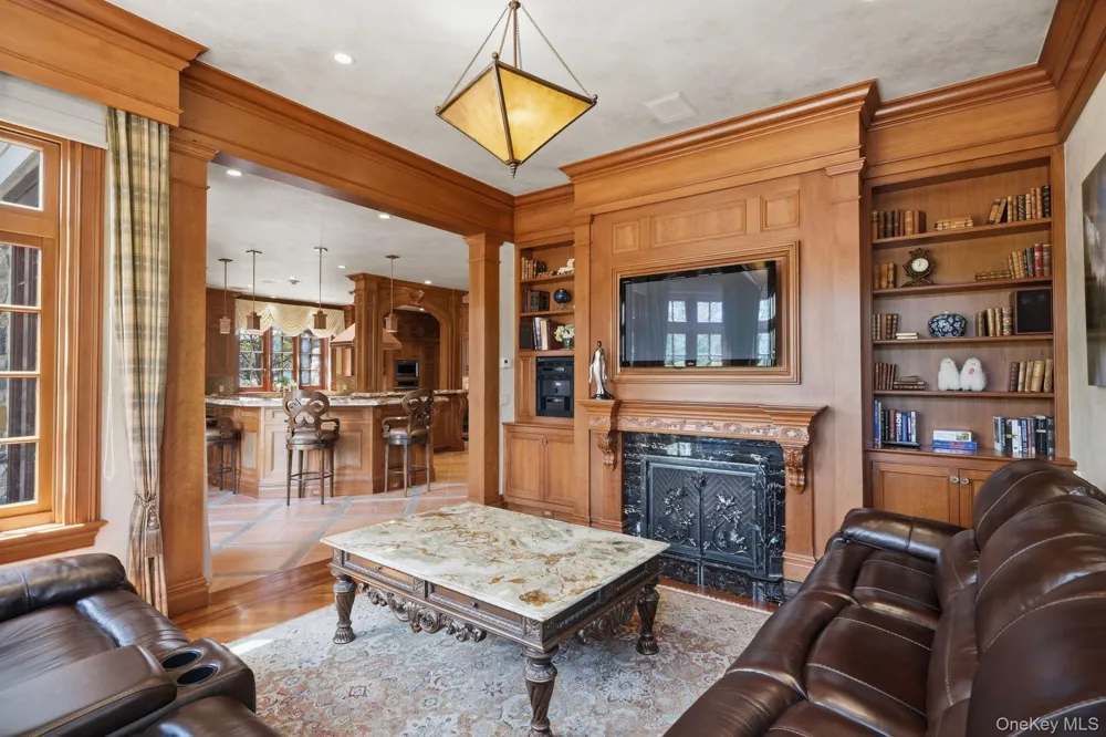 1 Applewood Estate Upper Brookville, NY 11545