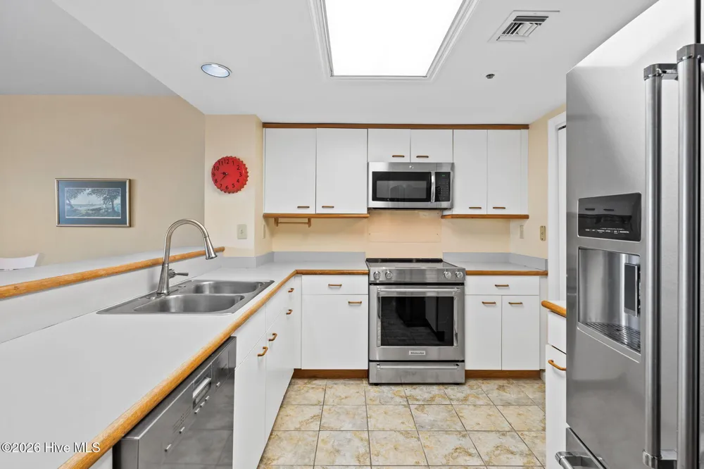 63 Ocean Isle West Boulevard ## 602 Ocean Isle Beach, NC 28469