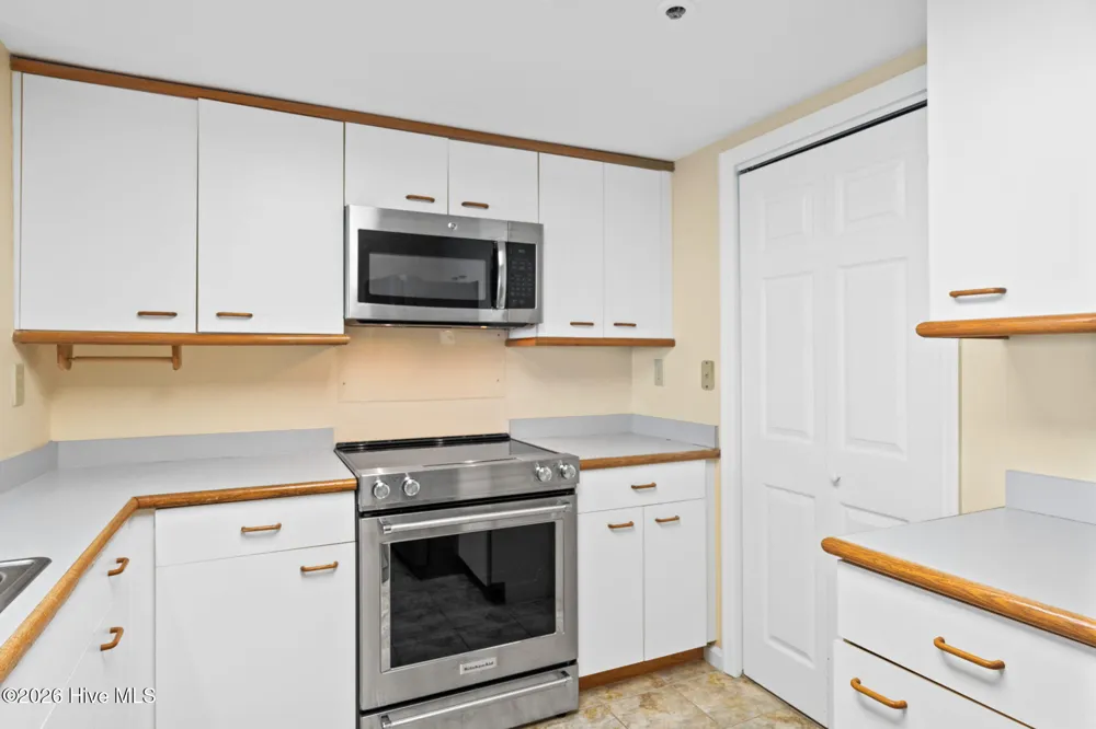 63 Ocean Isle West Boulevard ## 602 Ocean Isle Beach, NC 28469