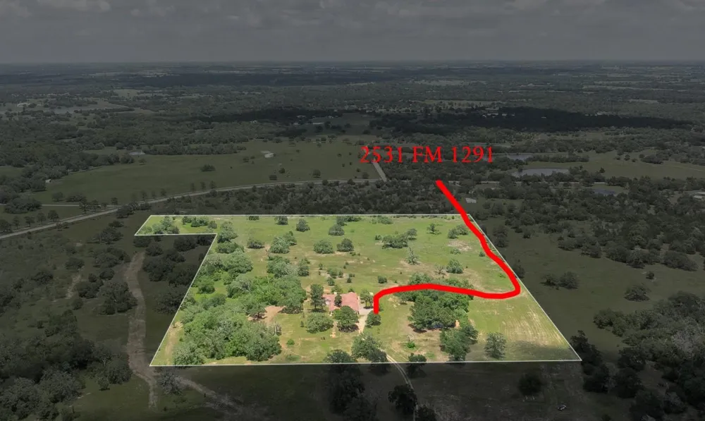 2513 S Fm 1291 Fayetteville, TX 78940