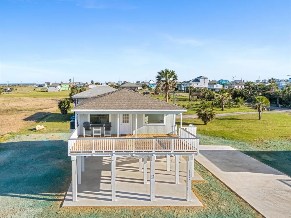 23221 Galceran Drive Galveston, TX 77554