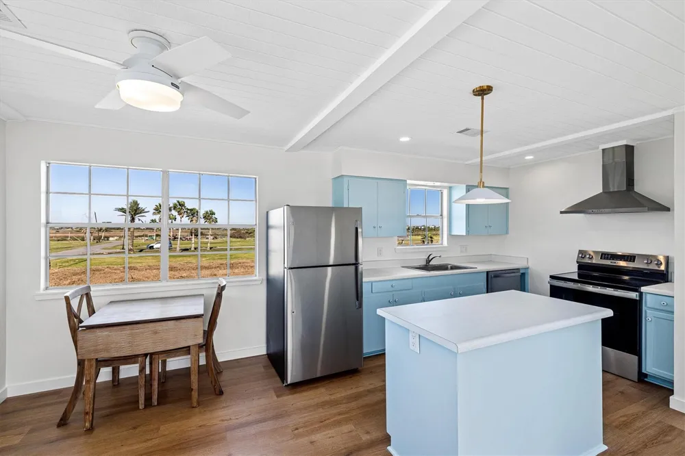 23221 Galceran Drive Galveston, TX 77554