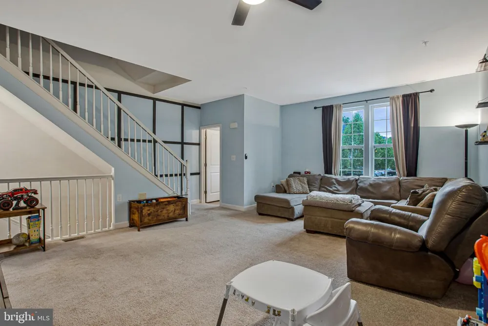 8210 WHITE STAR XING Pasadena, MD 21122