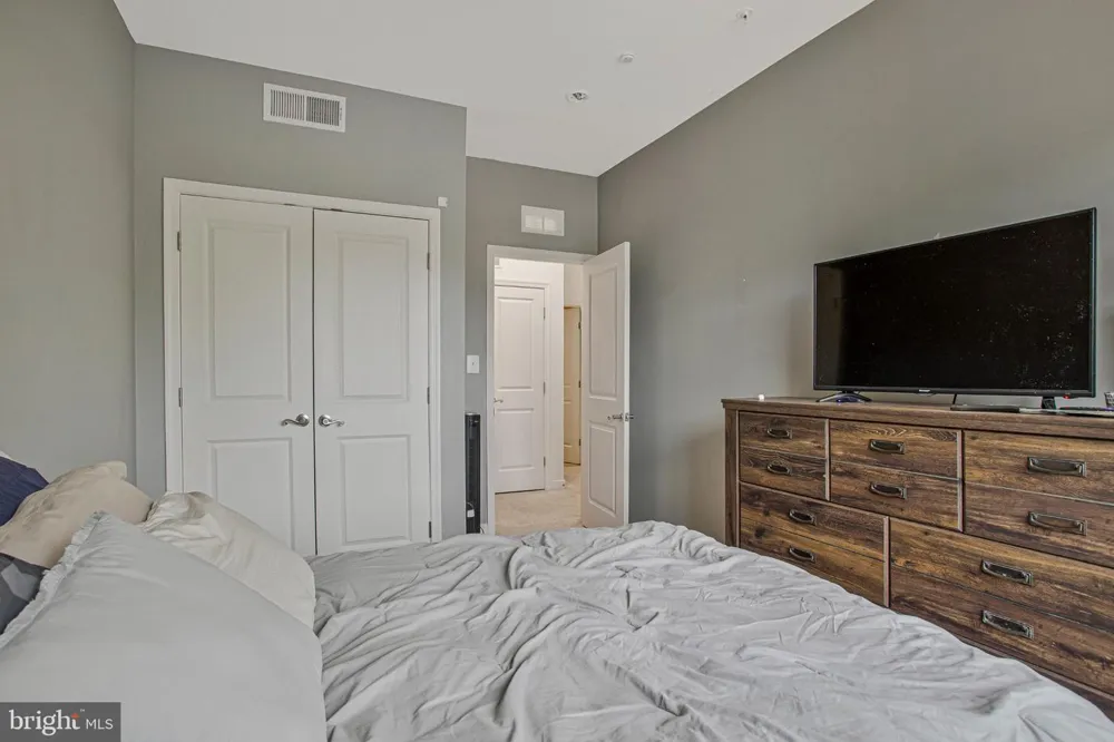 8210 WHITE STAR XING Pasadena, MD 21122