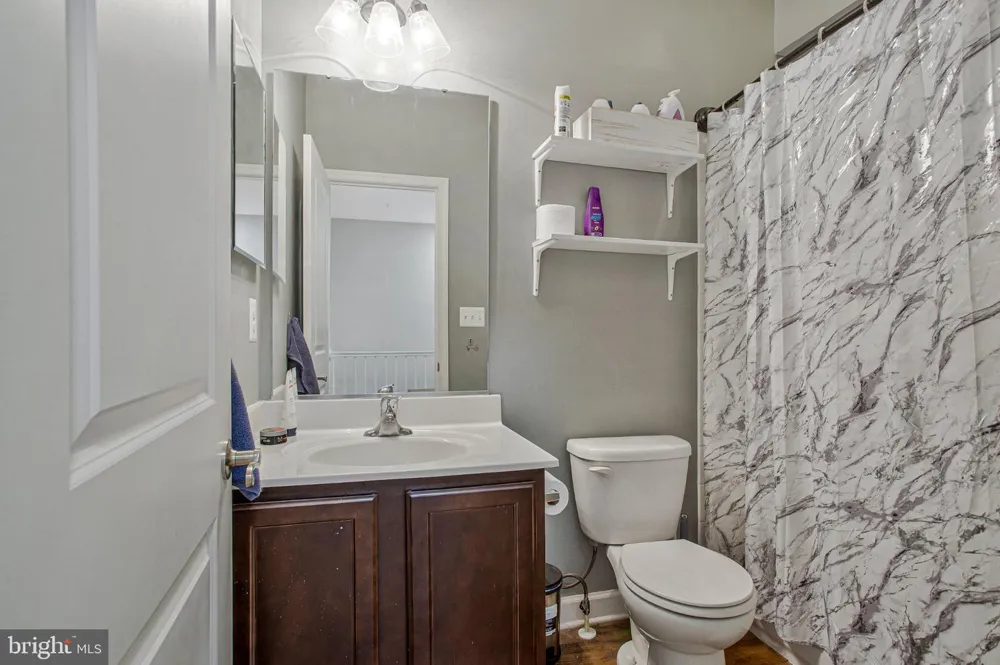8210 WHITE STAR XING Pasadena, MD 21122