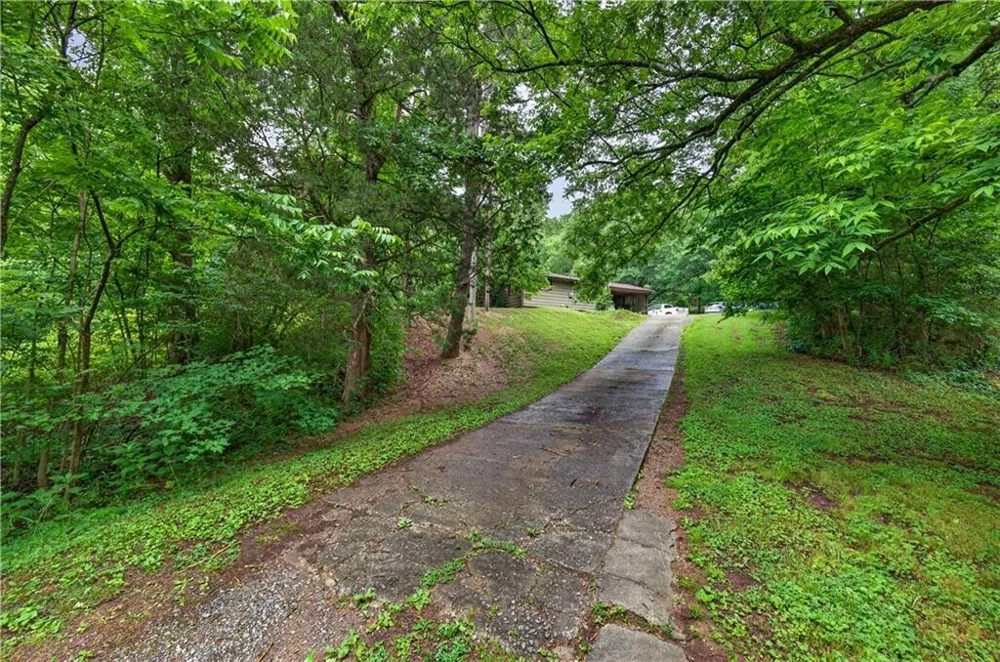 4399 Highway 411 NE Rydal, GA 30171