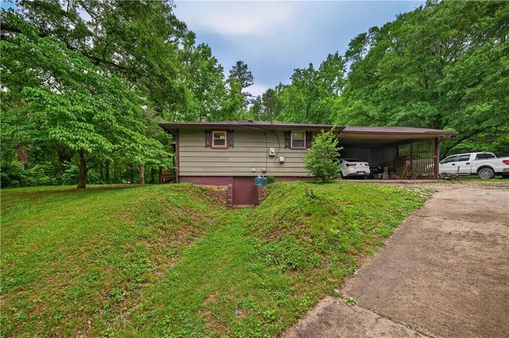 4399 Highway 411 NE Rydal, GA 30171