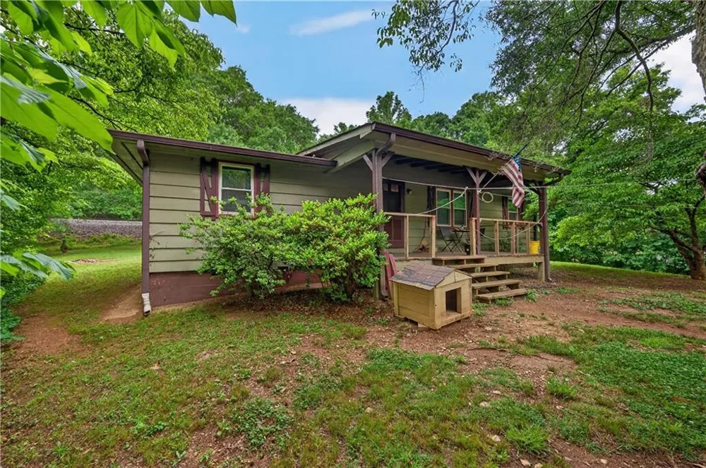 4399 Highway 411 NE Rydal, GA 30171