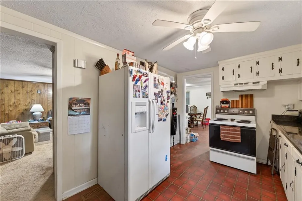 4399 Highway 411 NE Rydal, GA 30171