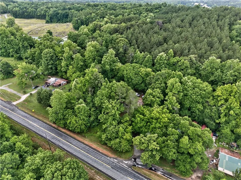 4399 Highway 411 NE Rydal, GA 30171