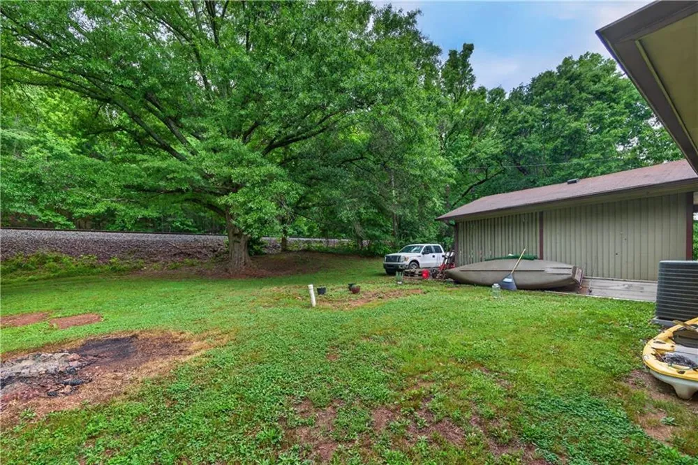 4399 Highway 411 NE Rydal, GA 30171