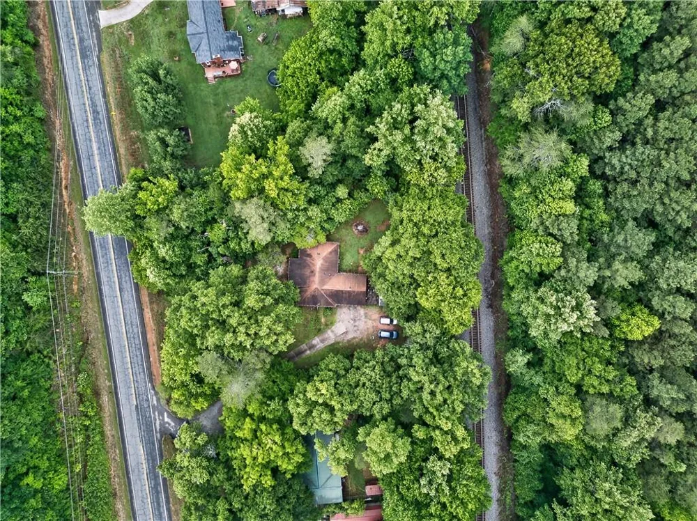 4399 Highway 411 NE Rydal, GA 30171