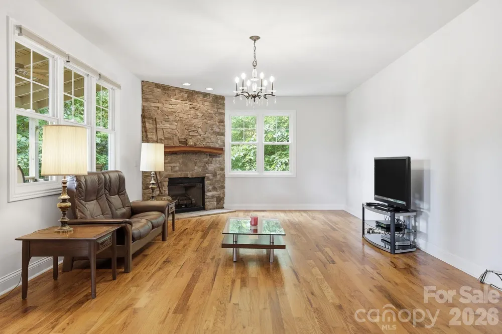 65 Buckle Ridge Weaverville, NC 28787