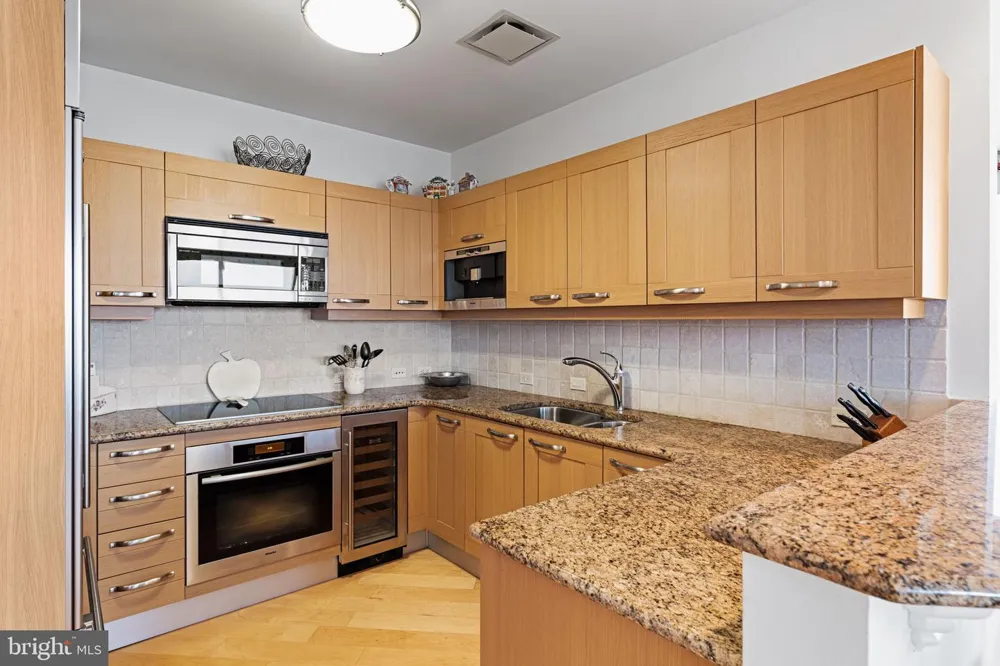 50 S 16TH STREET #4210 Philadelphia, PA 19102