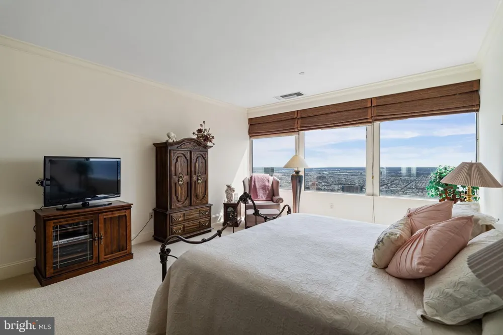 50 S 16TH STREET #4210 Philadelphia, PA 19102