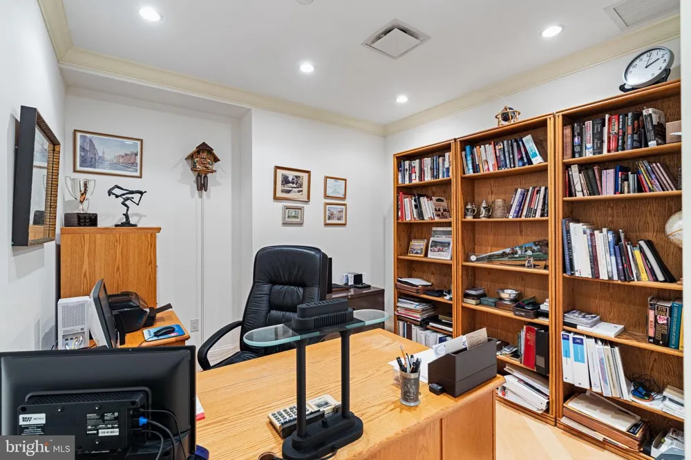 50 S 16TH STREET #4210 Philadelphia, PA 19102