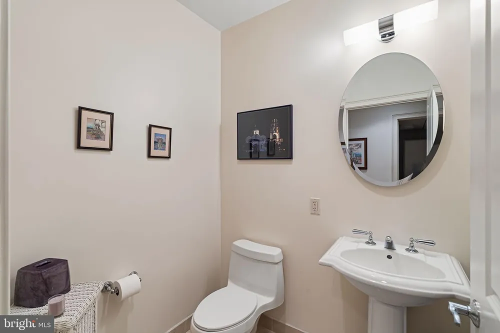 50 S 16TH STREET #4210 Philadelphia, PA 19102
