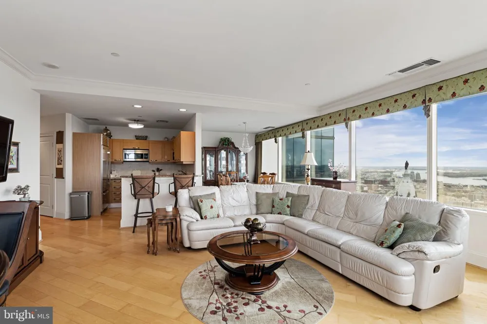 50 S 16TH STREET #4210 Philadelphia, PA 19102