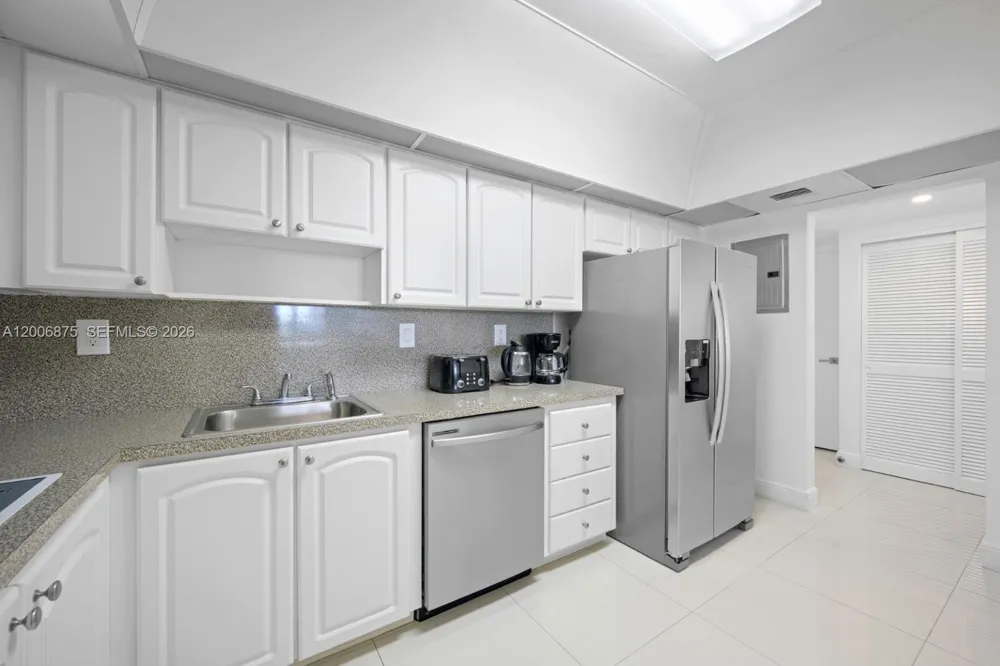 19370 Collins Ave #1122 Sunny Isles Beach, FL 33160