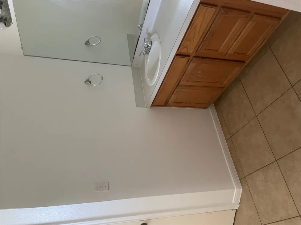 105 Axis Deer Trail #A Hutto, TX 78634
