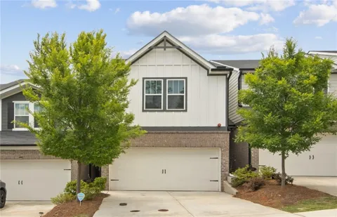1402 Vayda Court