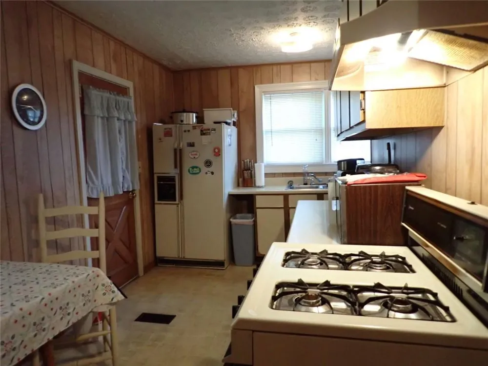 1476 Cambridge Avenue College Park, GA 30337