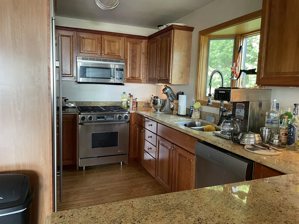 11282 S East Torch Lake Drive Helena Township, MI 49612