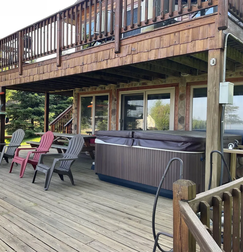 11282 S East Torch Lake Drive Helena Township, MI 49612