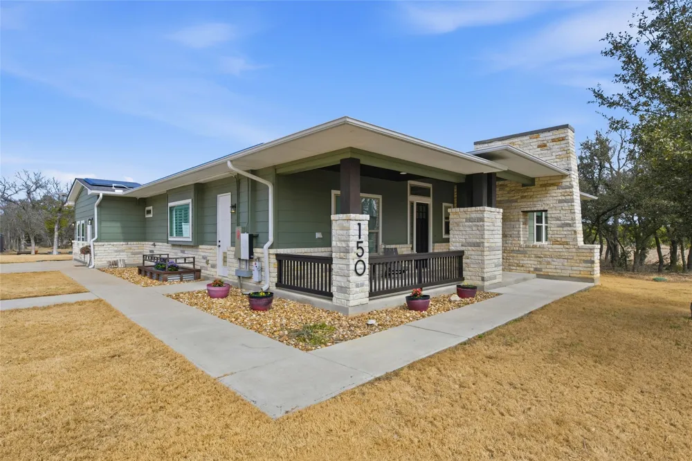150 County Road 220 Florence, TX 76527