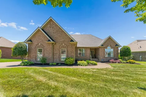 1038 Briarwood Dr