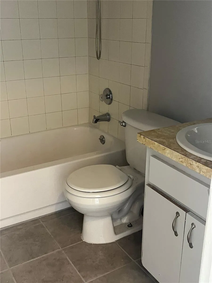 2009 KELLEY AVENUE Kissimmee, FL 34744