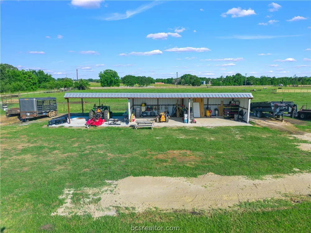 13504 Hudson Farms Road Franklin, TX 77859