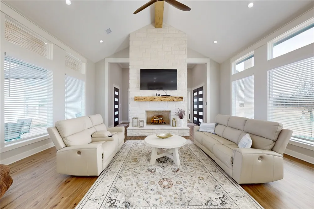 13504 Hudson Farms Road Franklin, TX 77859