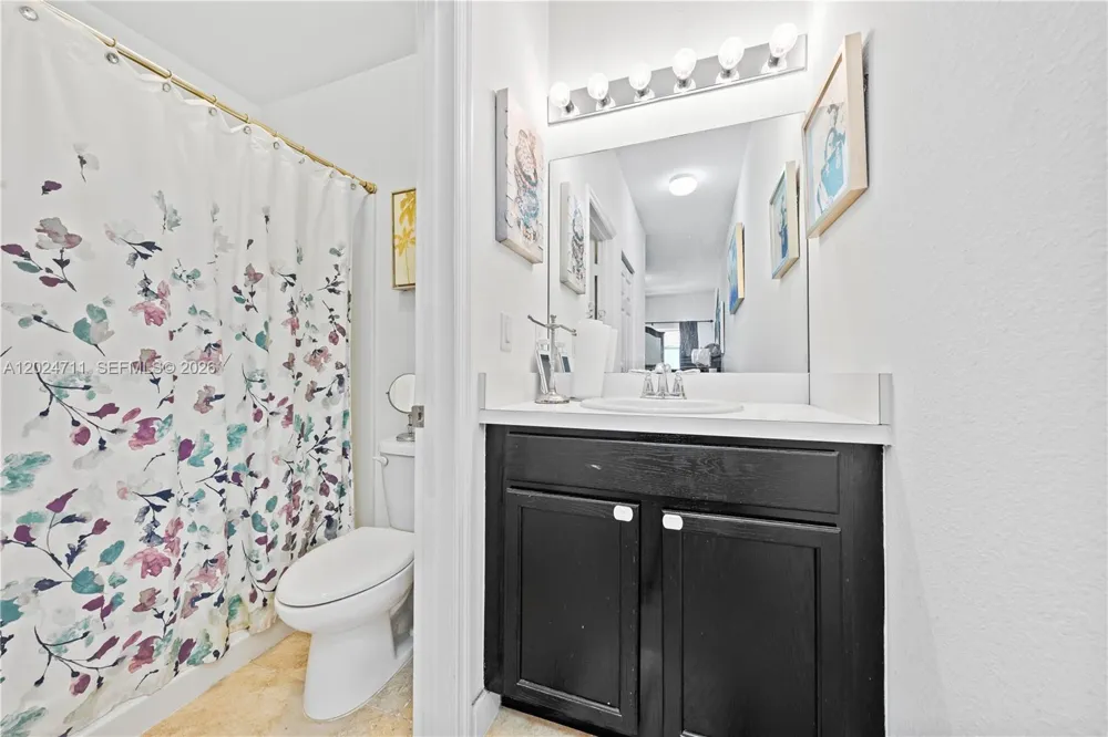 3535 NW 29th Ct Lauderdale Lakes, FL 33311