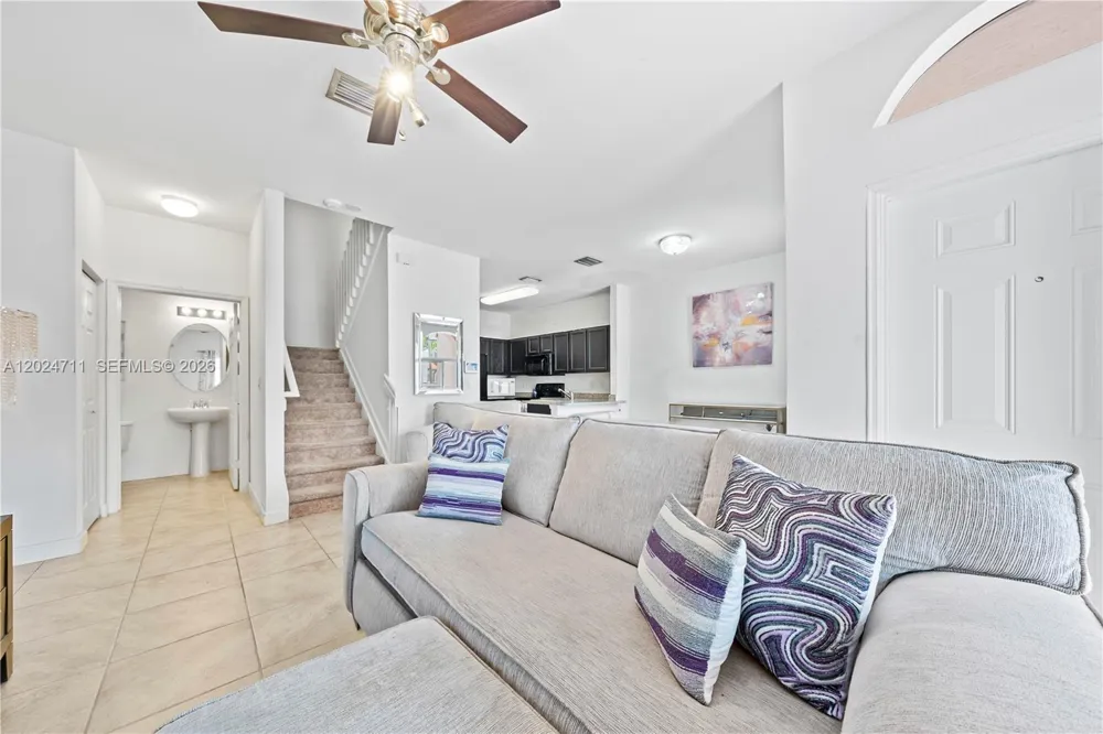 3535 NW 29th Ct Lauderdale Lakes, FL 33311
