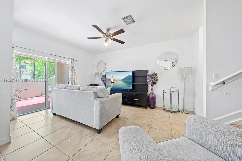 3535 NW 29th Ct Lauderdale Lakes, FL 33311