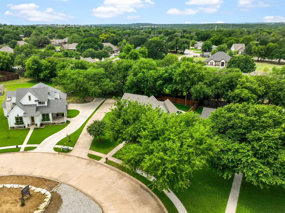 106 Dove Meadow Lane Glen Rose, TX 76043