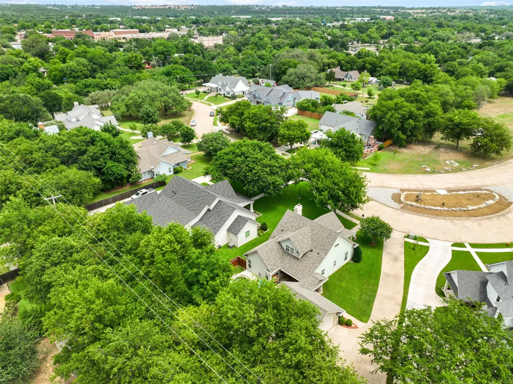 106 Dove Meadow Lane Glen Rose, TX 76043
