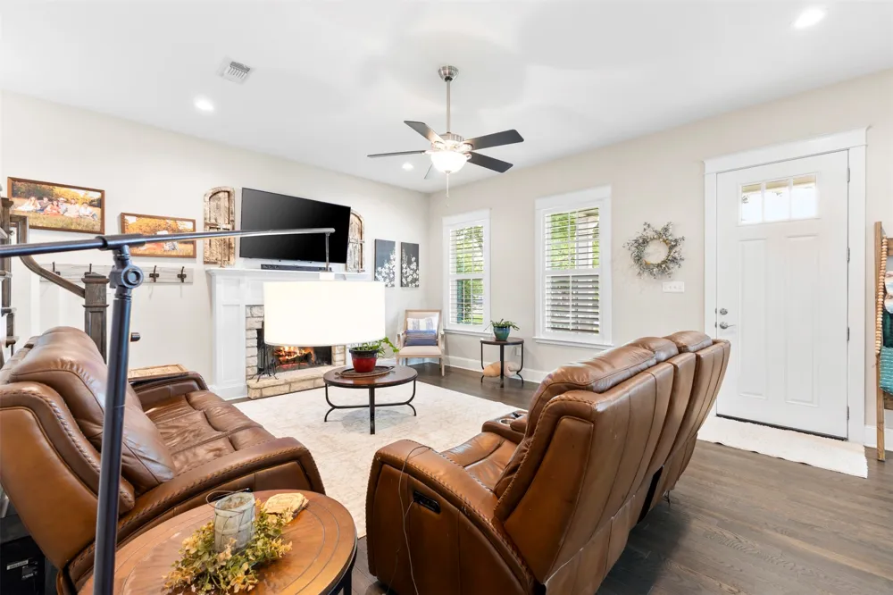 106 Dove Meadow Lane Glen Rose, TX 76043