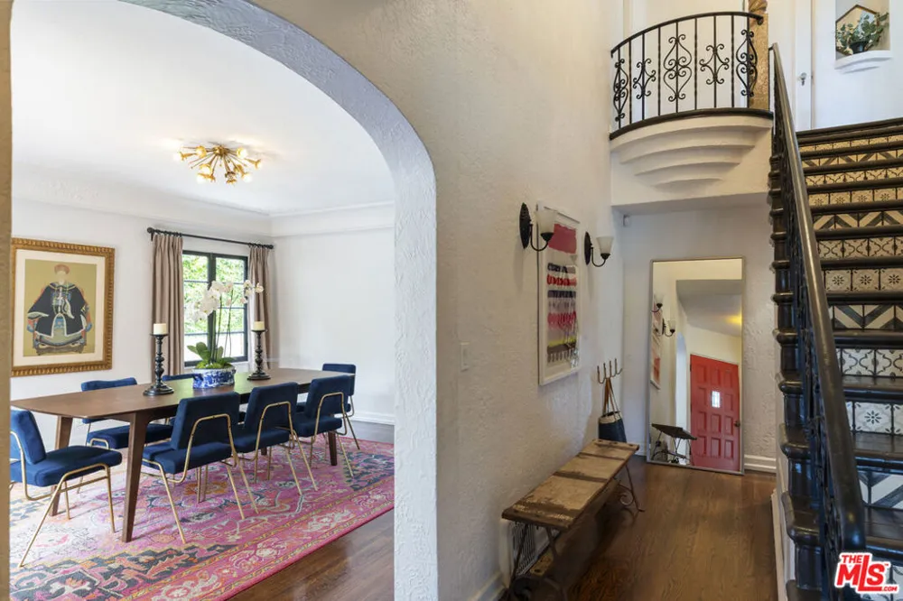 808 S Cloverdale Avenue Los Angeles, CA 90036