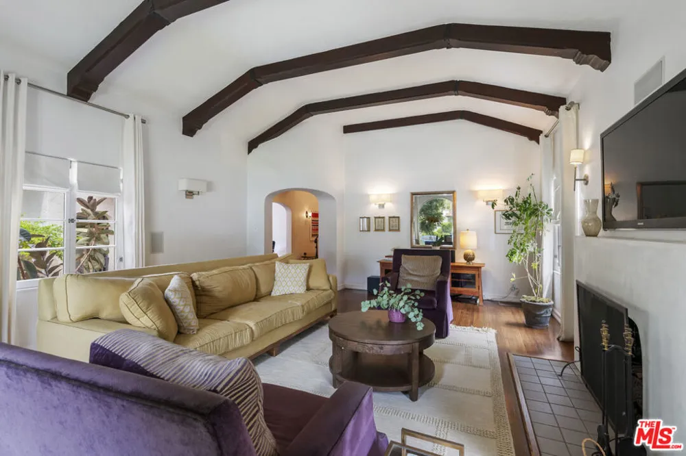 808 S Cloverdale Avenue Los Angeles, CA 90036