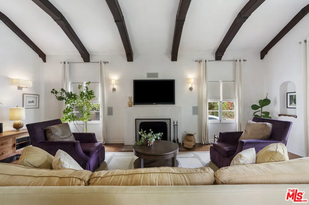 808 S Cloverdale Avenue Los Angeles, CA 90036