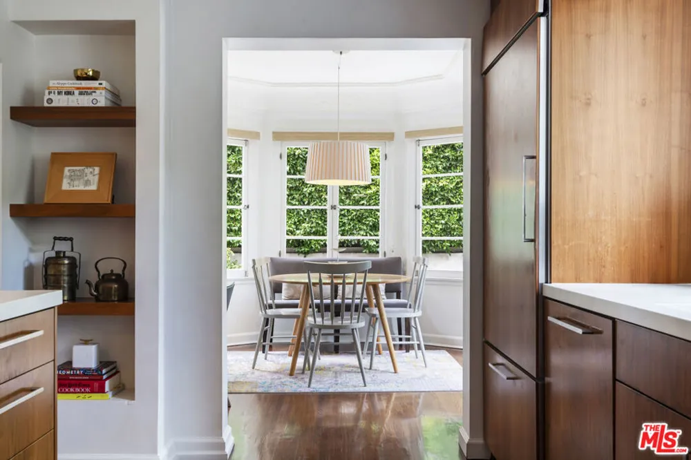 808 S Cloverdale Avenue Los Angeles, CA 90036