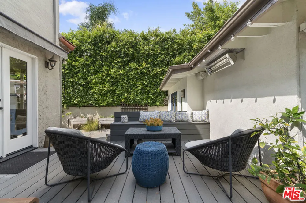 808 S Cloverdale Avenue Los Angeles, CA 90036