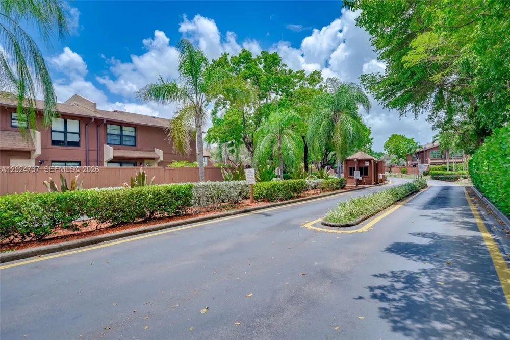 6547 SW 116th Pl #C Miami, FL 33173