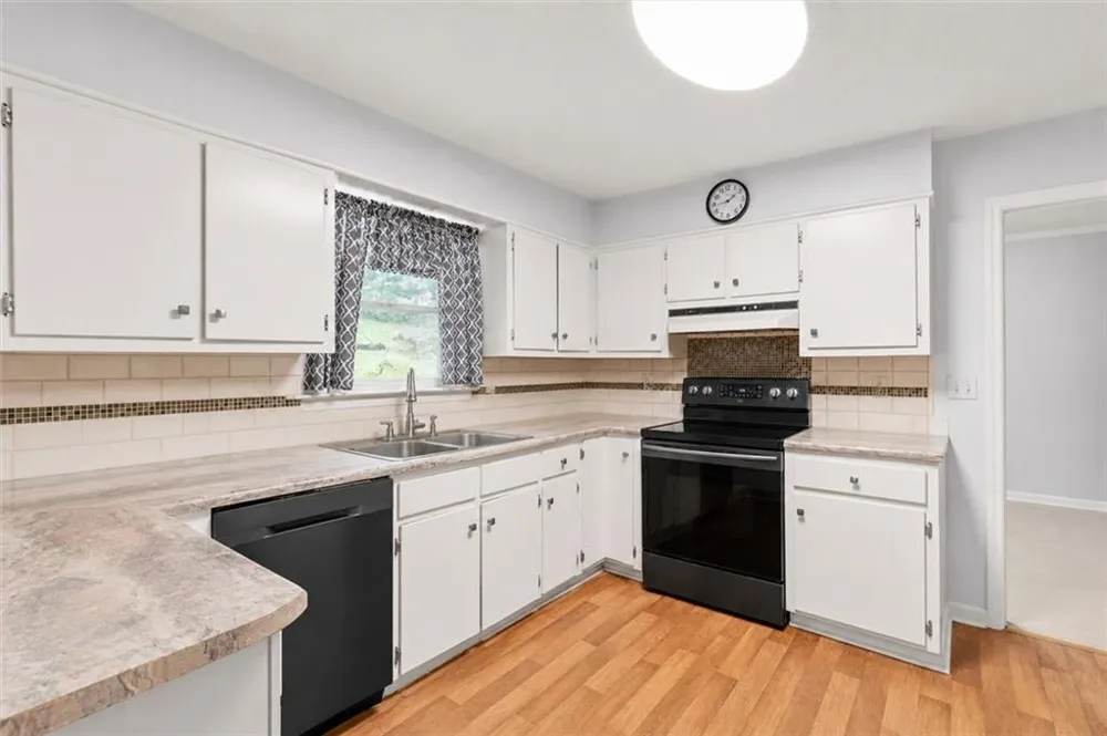 3 Sunrise Drive La Fayette, GA 30728